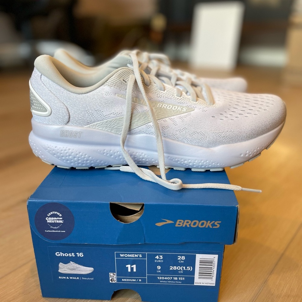 Brooks Ghost 16 Women's Running Shoes - Neutral/White/Grey